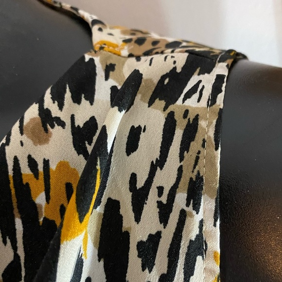 Banana Republic cowl-neck animal print sleeveless top - Picture 8 of 15